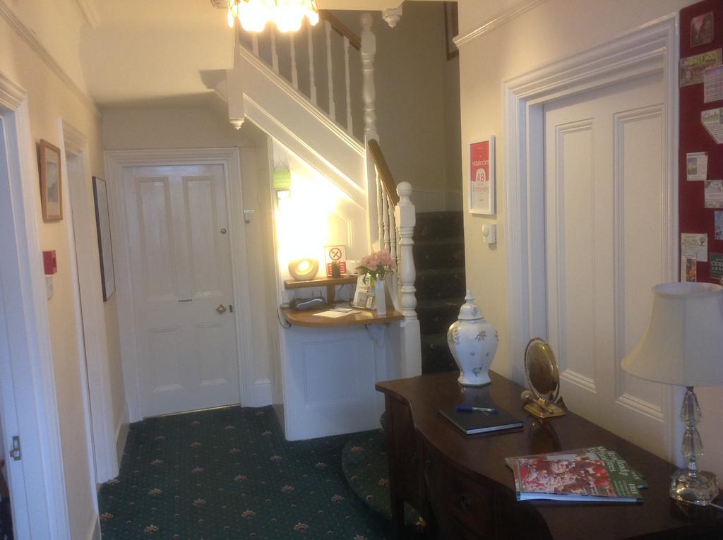 مبيت وإفطار شيبتون ماليت Belfield House المظهر الخارجي الصورة